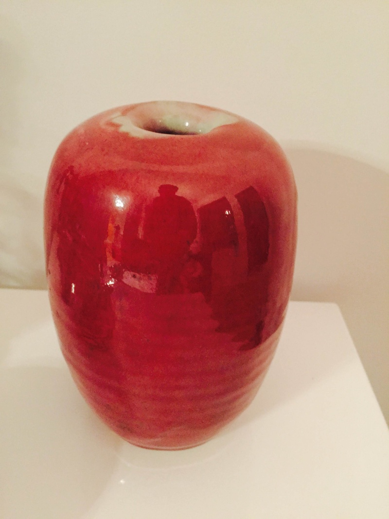 Vase émaillé rouge Yannick Baudouin  marque incisée en dessous Img_1210