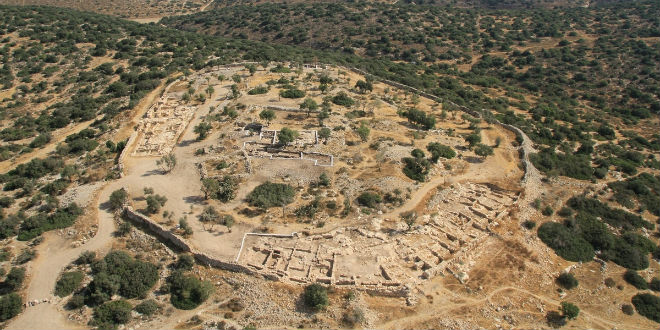 Arqueólogos encontram cidade onde vivia Golias Cidade11