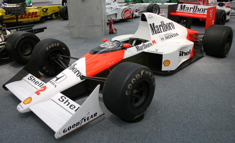  Mc laren Mp4  tamiya 1/20  1989 - Page 2 Mclare12