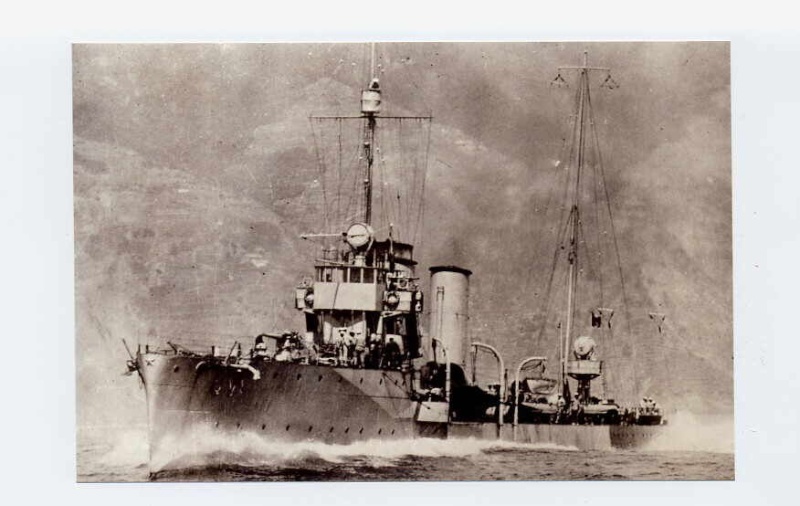 Destroyers italiens (Cacciatorpedinière) Alessa11