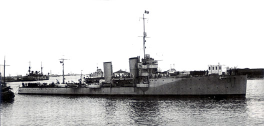 Destroyers italiens (Cacciatorpedinière) Cesare11
