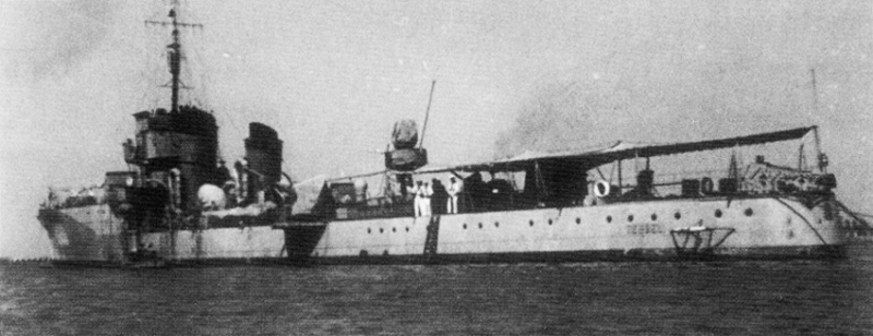 Destroyers italiens (Cacciatorpedinière) Teruel11