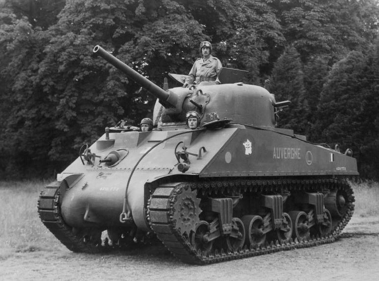 Sherman Cherbourg - Page 2 Auverg10