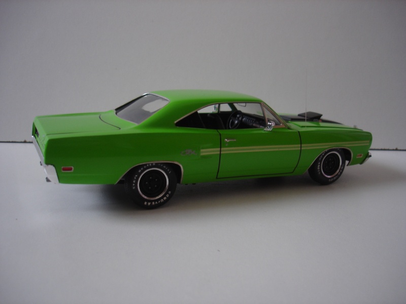 PLYMOUTH GTX '70 Dsc00724