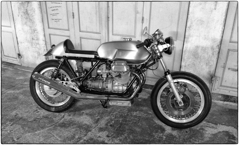 Guzzi... juste l'essentiel des Café Racer 2, la suite... - Page 6 T3_0110