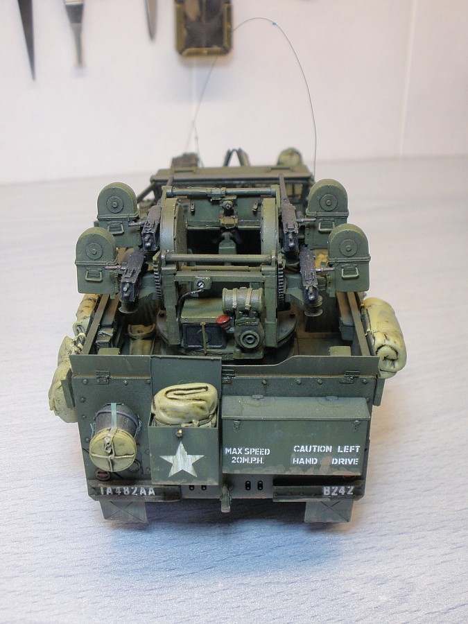 HALF TRACK M16 TAMIYA 0410