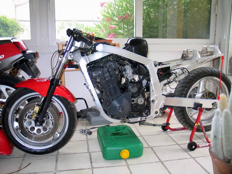 Modifs 11R88 - Page 2 0561010