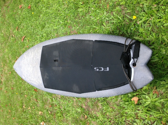 Vends sup saw surfboards 9' x 30" x 4 1/8 125l Img_0310