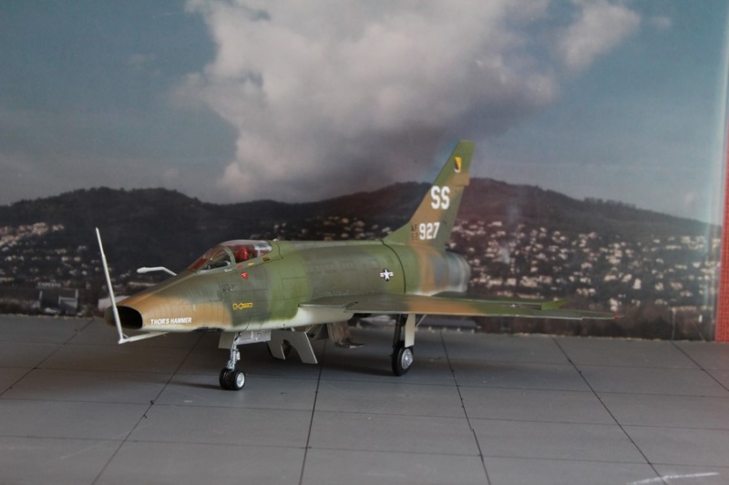 F-100D SUPER SABRE " Trois en Hun" 2_nort13