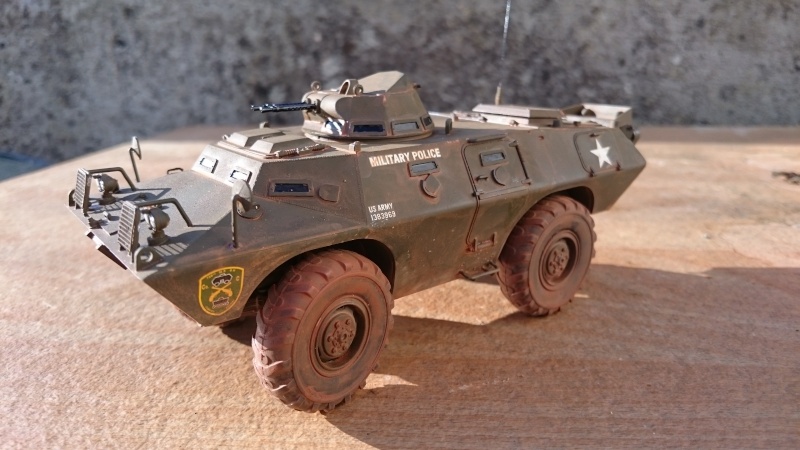 Vietnam 1968 - V 100 patrol car au 1/35 Hobby Boss V100_210