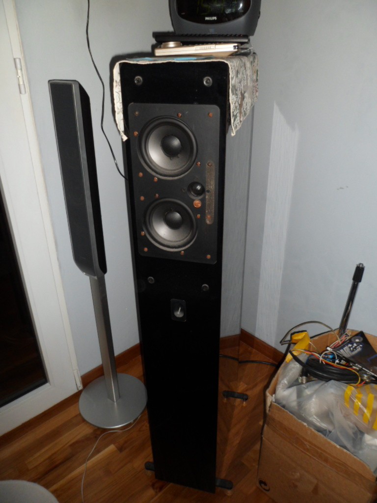 NHT VT2 n Klipsch THX LCR speaker Sam_0514