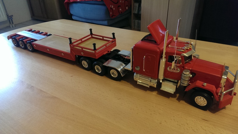 Der Lowboy von amt/ERTL in 1:25 Imag1439