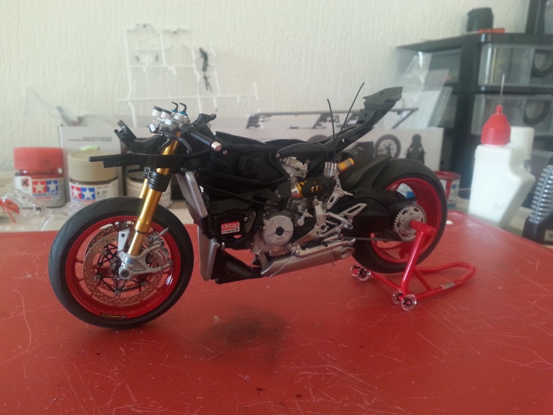 Ducati 1199 panigale Tamiya version Senna 20151013