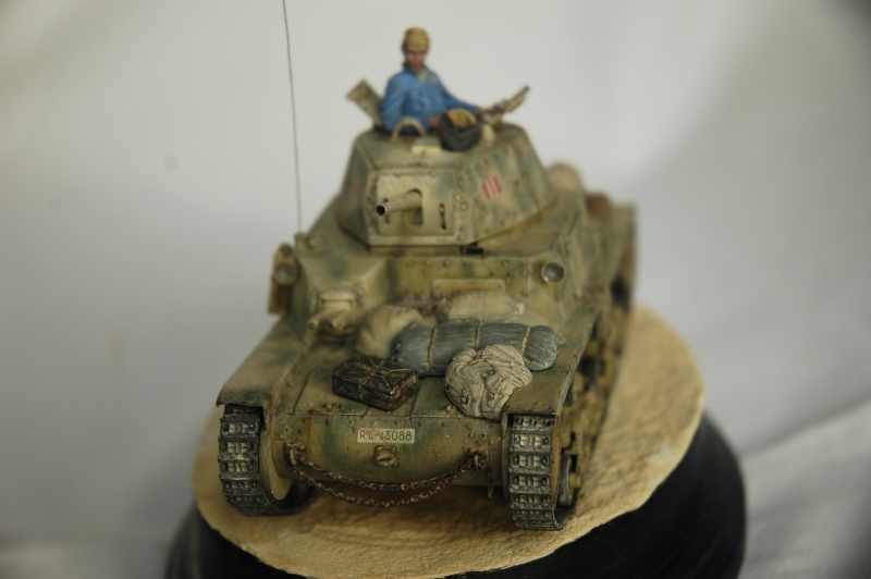  CARRO ARMATO M13/40 TAMIYA PE ET ACCESSOIRES ROYAL MODEL 1/35  Socle Soclakit86 Ca4810