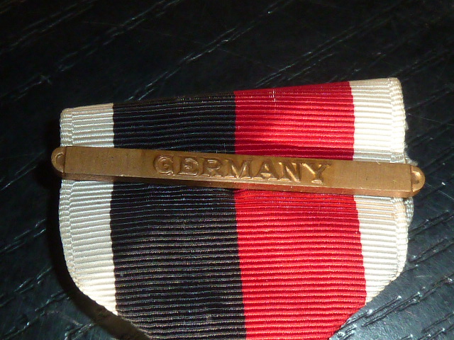 Médailles allemandes, mors de cavalerie cuirassier, etc.... P1340218