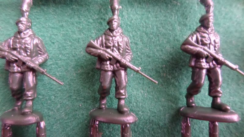 [Revell] British Paratroopers Fakland Wars Para_g17