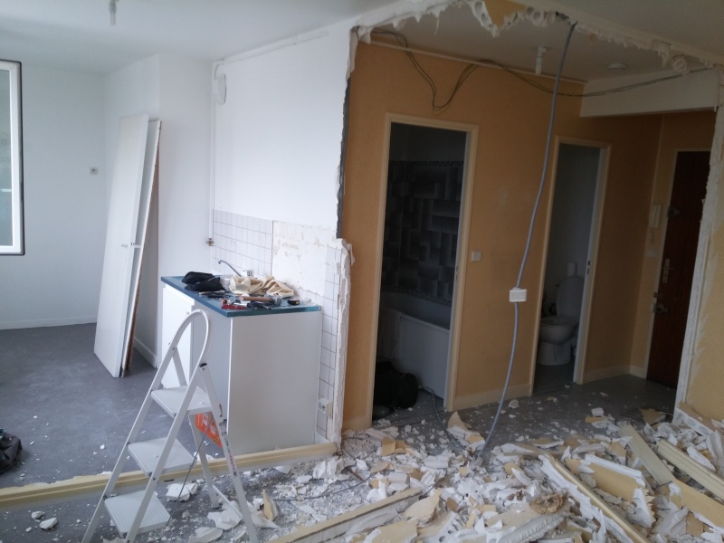[potrapio1] Nouvel appartement où tout est à refaire 20151114