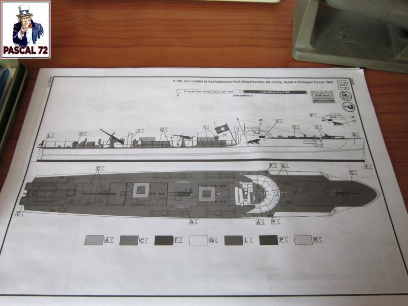 Schnellboote S-100 Flak 38 de Revell au 1/72 par pascal 72 Img_5246