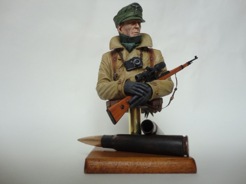 Gebirgsjäger sniper - MJ MINIATURES - 1/10 Huiles et énamels Dsc09115