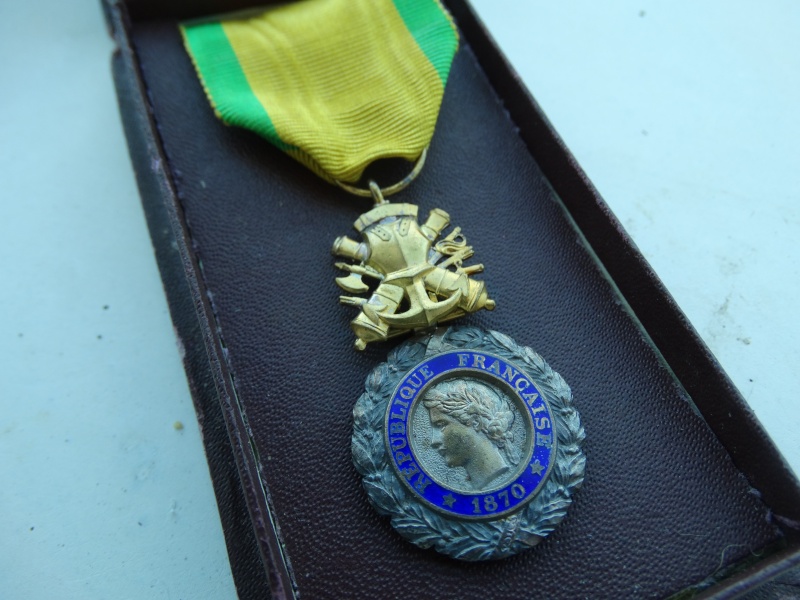 Médaille FR 1870 en boîte Dsc02410