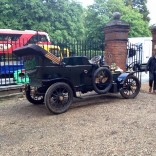 CHARLIE SPOTTED SHOOTING AT LONDON'S ROYAL GEOGRAPHICAL SOCIETY  14810