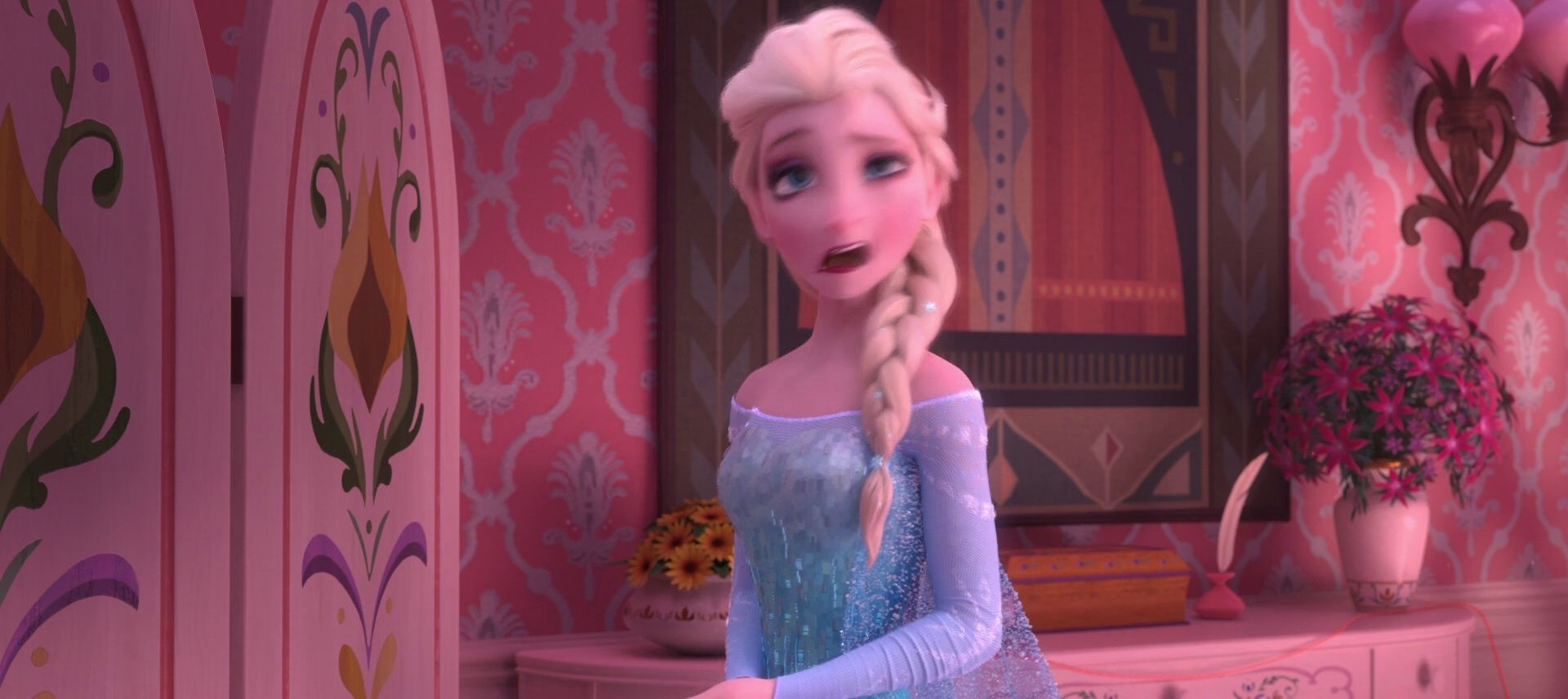 reine - La Reine des Neiges : Une Fête Givrée [Court-Métrage Walt Disney - 2015]  - Page 19 Vlcsna25