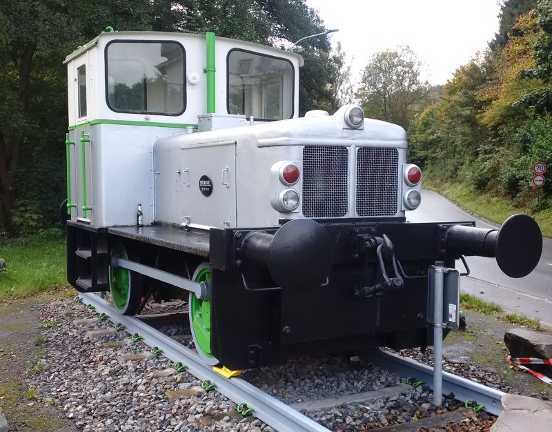 Deutz - Denkmals - Diesellok in Werdohl/Westfalen  613