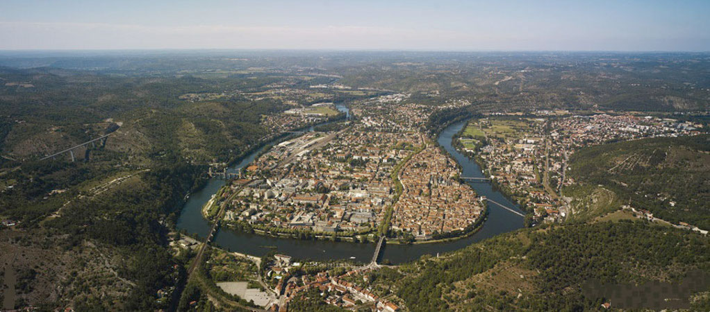 Les villes installées à l'abri d'un méandre Cahors10