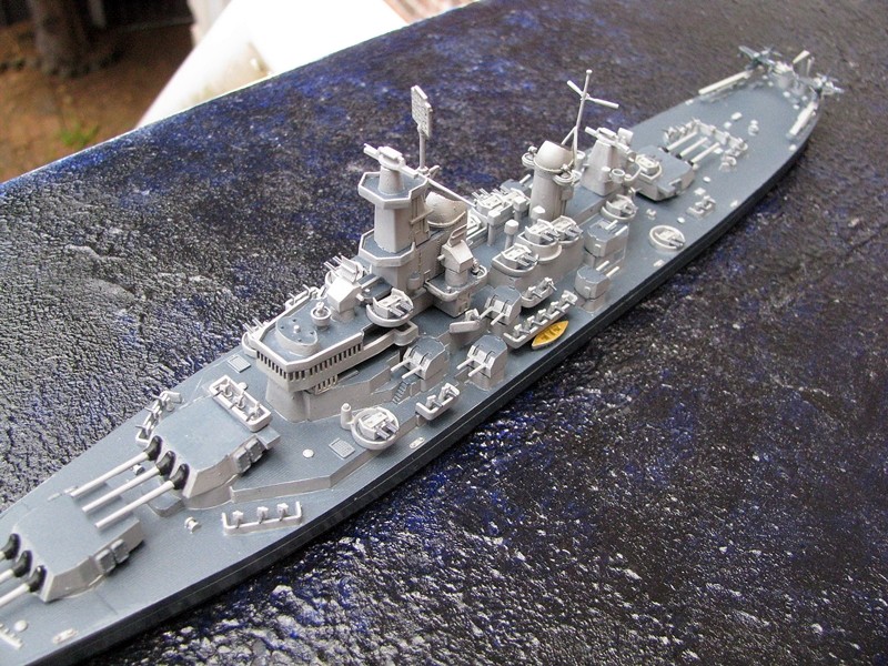 USS Iowa - Fujimi 1/700 kit Img_4725