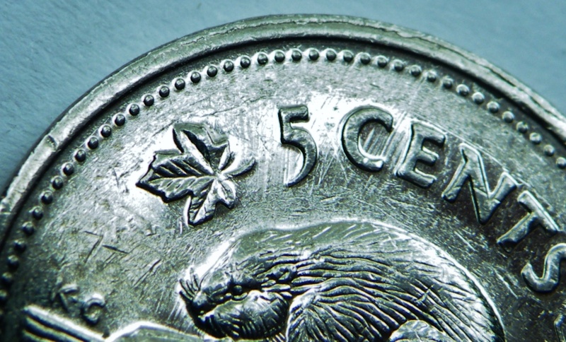 2000 - Dommage au Coin dans 5 Cents & Sous le Nez du Castor (Die domage) Dscf3414