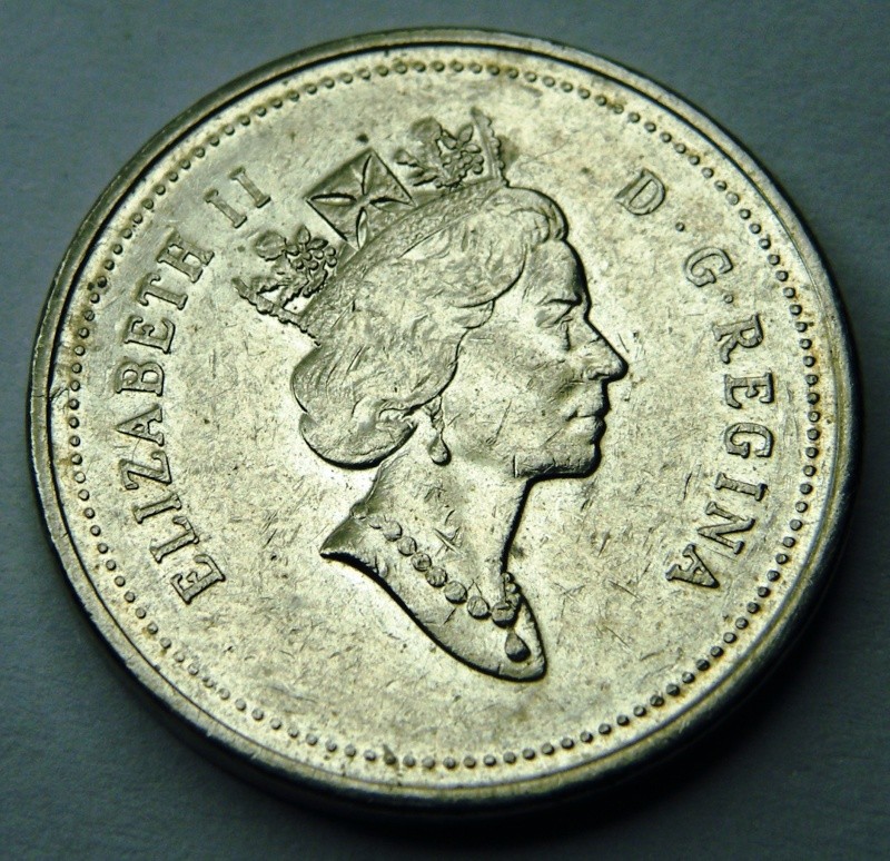 2000 - Dommage au Coin dans 5 Cents & Sous le Nez du Castor (Die domage) Dscf3420