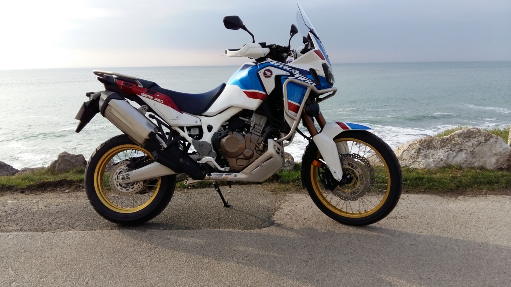 -2018- Album photo Africa Twin Adventure Sports - Page 4 2018_m10