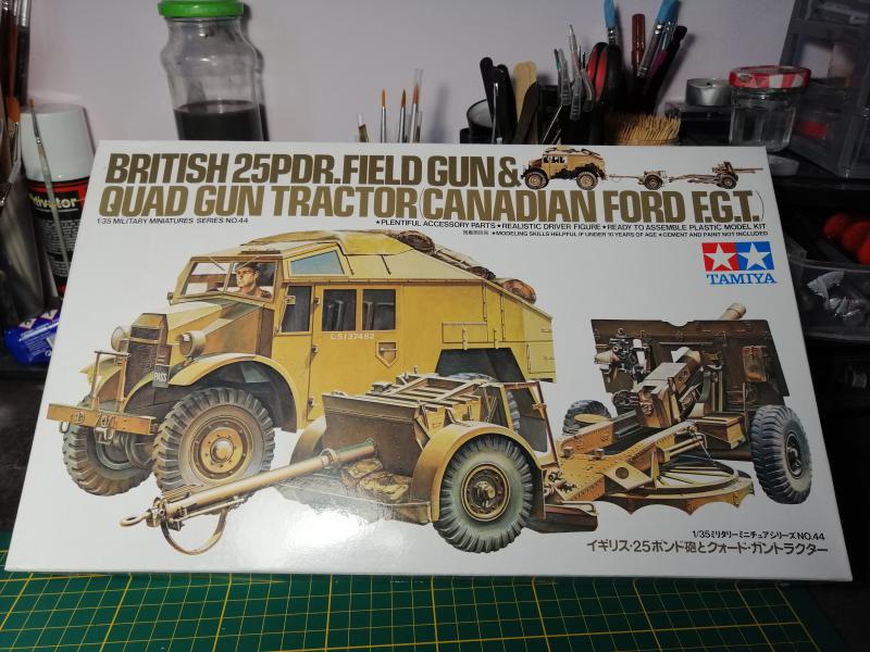 British 25 PDR. Field Gun & Quag Gun Tractor Canadian Ford F.G.T. Tamiya  1/35 023