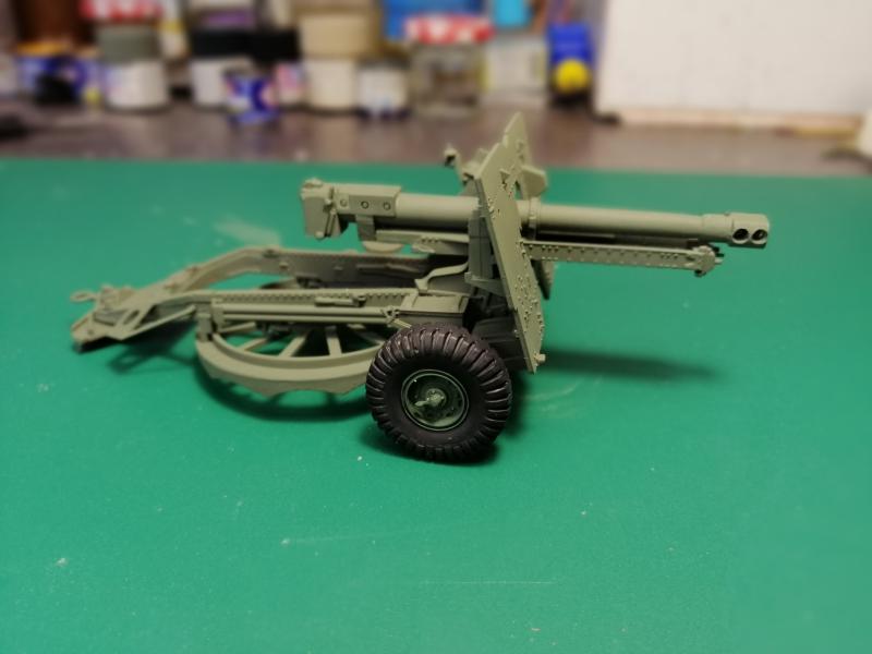 British 25 PDR. Field Gun & Quag Gun Tractor Canadian Ford F.G.T. Tamiya 1/35 2241