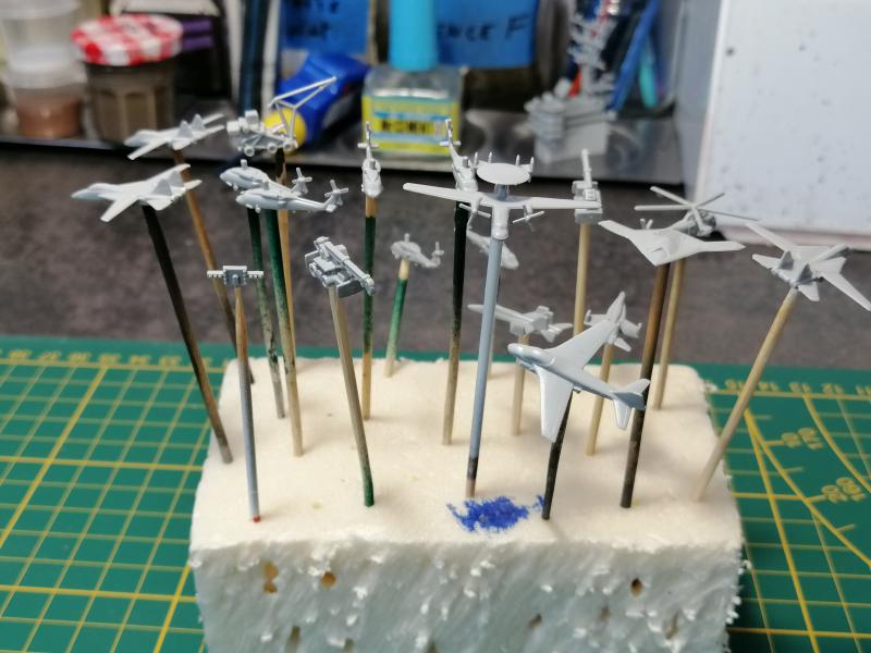 *1/720 U.S.S GEORGE H.W. BUSH CVN-77 Italeri 2535