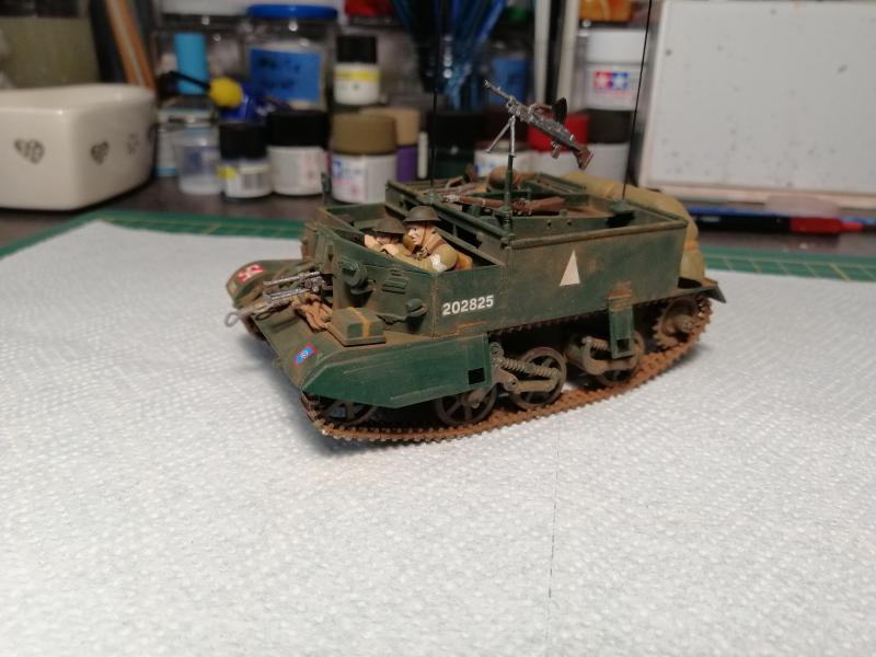 British universal carrier  Tamiya 1/35 FINI!!!!!!!!!!!!!!!! 2737