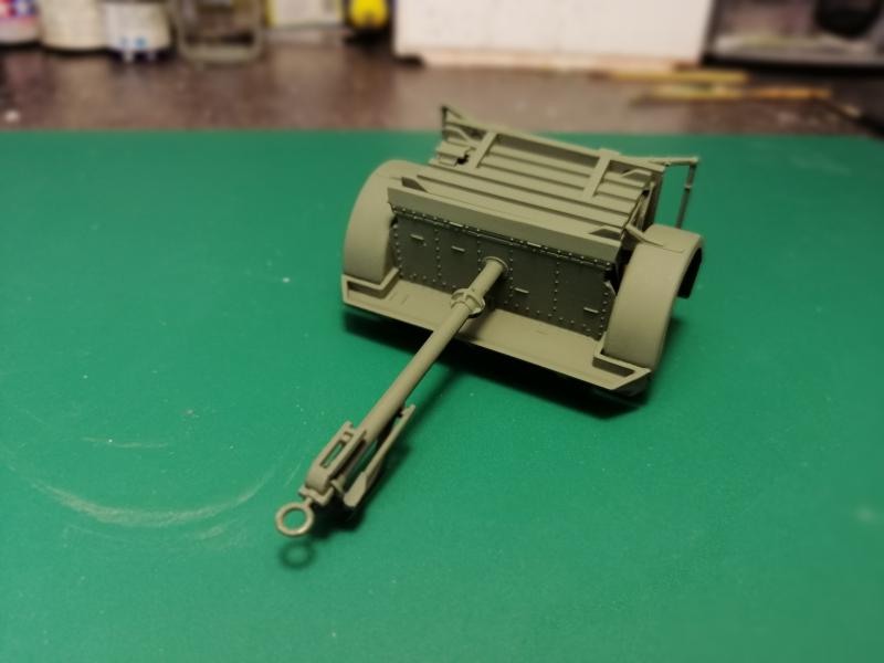 British 25 PDR. Field Gun & Quag Gun Tractor Canadian Ford F.G.T. Tamiya 1/35 2839