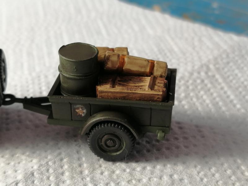 Jeep Heller de la boite à rabiot 1/72 FINI!!!!!!!!!! 393