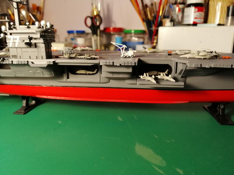 [ITALERI] Porte-avions nucléaire USS GEORGE H.W. BUSH CVN-77 1/720ème Réf 5534 5421