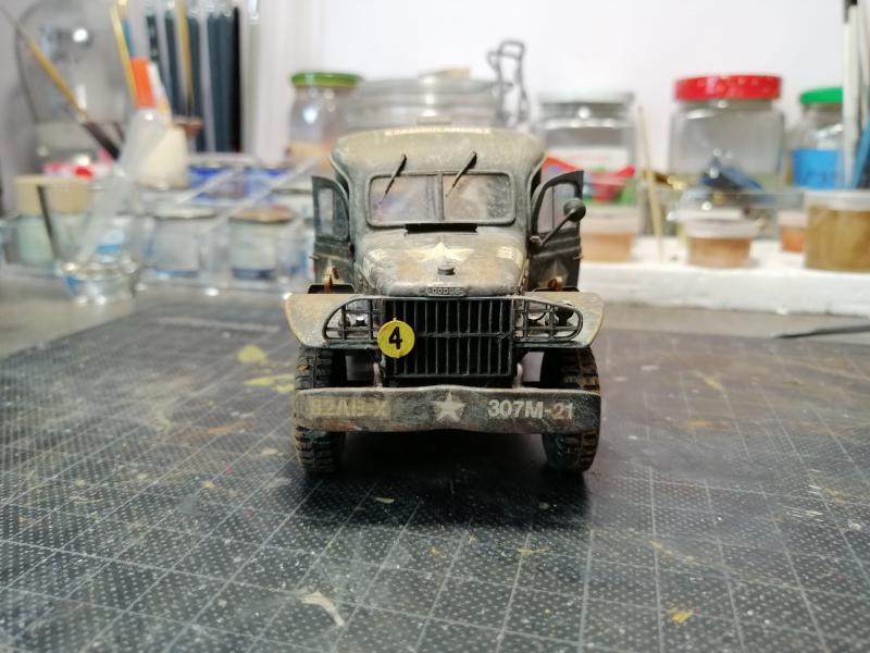  Dodge ambulance WC 54 1/35 Italier iVraiment FINI !!!!!!  - Page 5 6314