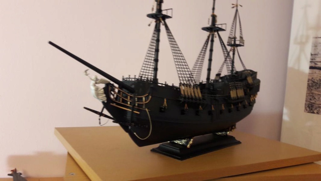 *  1/72  Le Blackpearl        Revell  - Page 5 9710