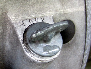 Inscription mystere sur carter moteur R90S Img_6726