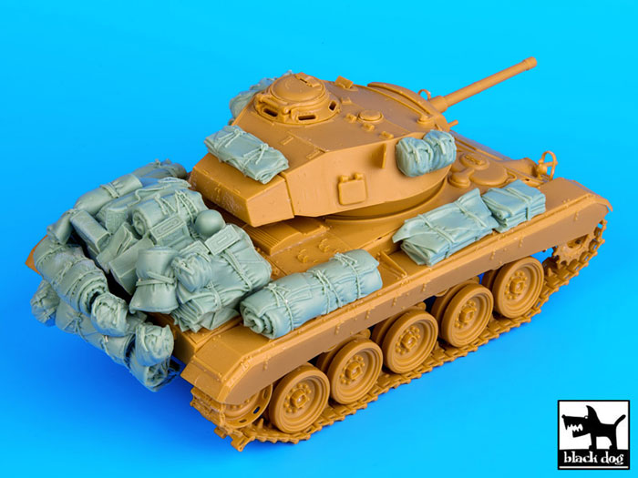 M-24 Chaffee "Indochine" - ITALERI 244 + photo-découpe Eduard 35608 + canon RB Model 35B27 + paquetages Blackdog T35070 Blackd10
