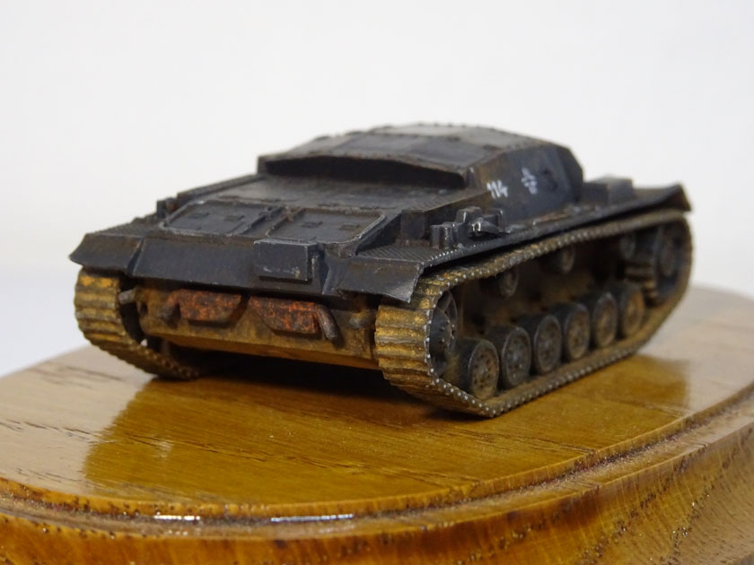 StuG III Ausf B [ ZVEZDA 1/100° ] par Nobru. Dsc03219