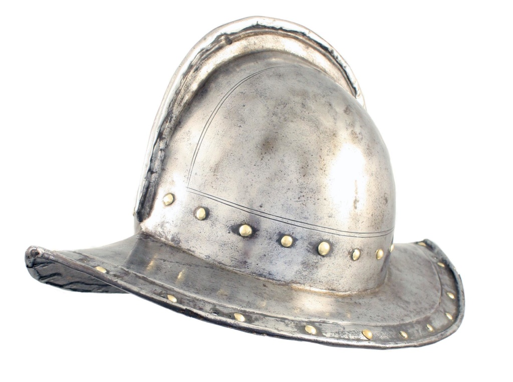 Un beau casque morion du XVI ème siècle Phpthu10