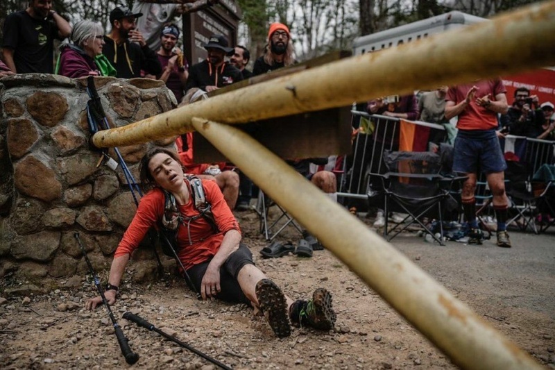 Bravo à Jasmin Paris, la première femme à terminer la terrible course de Barkley. _1329910