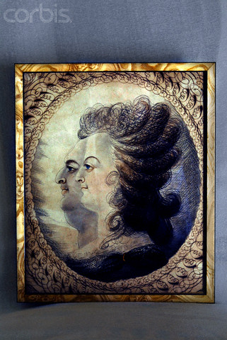 collection - Michèle Lorin : Marie-Antoinette, ma collection particulière - Page 4 Zmarie23