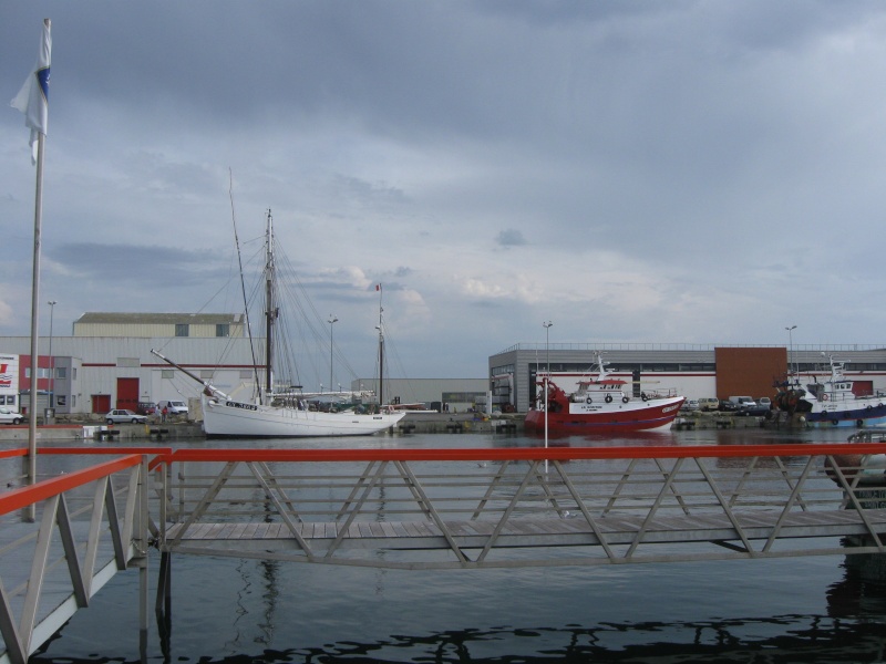 [VIE DES PORTS] Quelques bateaux de pêche (sur nos côtes Françaises) - Page 18 Img_1811