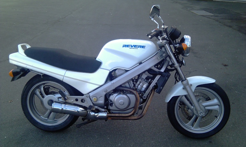 concours photo Novembre "vos motos et de leurs personnalisation " Imag0811