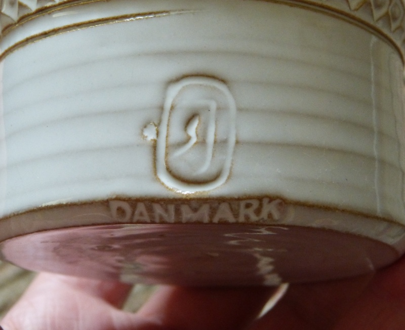 Cream pot Danmark ID help P2250311